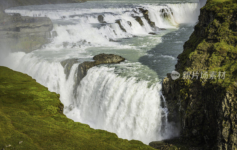 金环瀑布是冰岛中心的标志性地标
