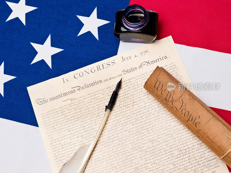 美国国旗上的宪法文件