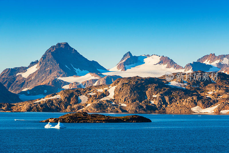 格陵兰岛库卢苏克湾的景观
