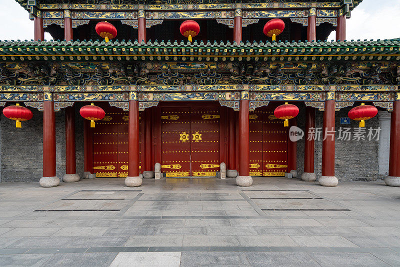 中国山西省太原市中国古代政府建筑的大门
