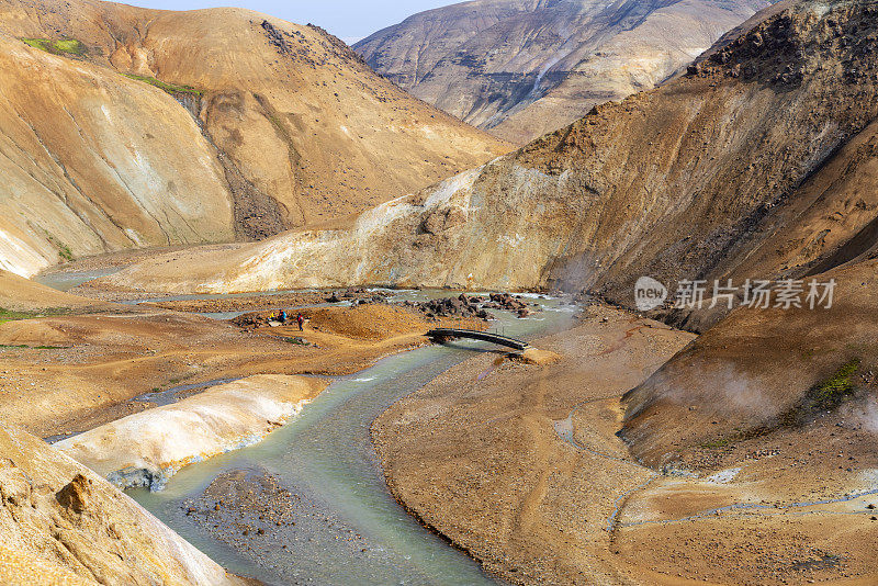 冰岛Kerlingarfjoll山脉的Hveradalir地热区。