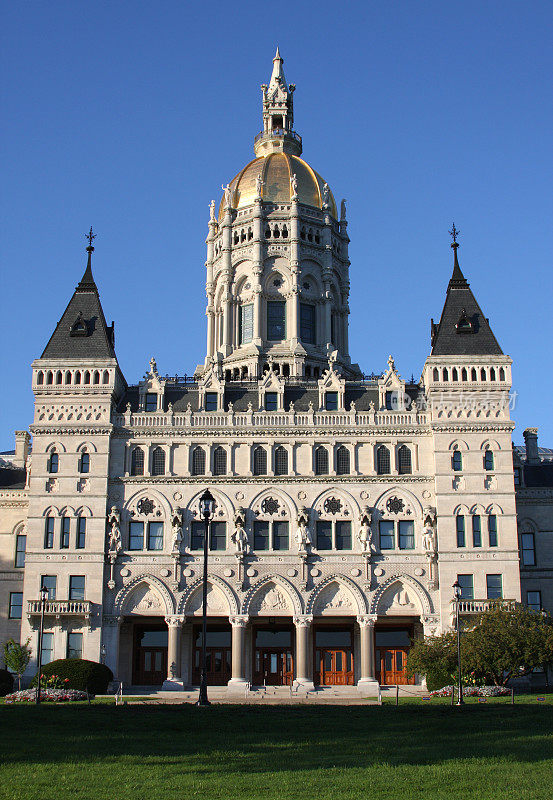 康涅狄格州议会大厦