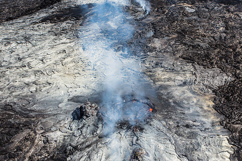 火山和熔岩的航拍