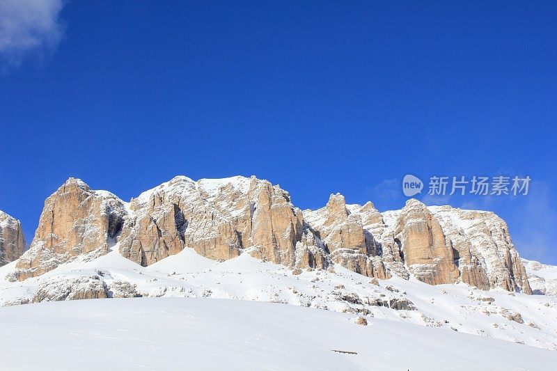 意大利Dolomites的冬天