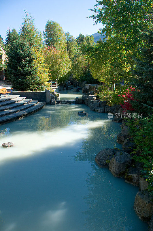 惠斯勒的池塘，BC省，公园。
