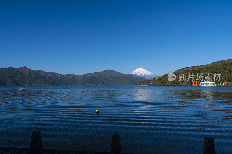 富士山、阿什湖和箱根寺