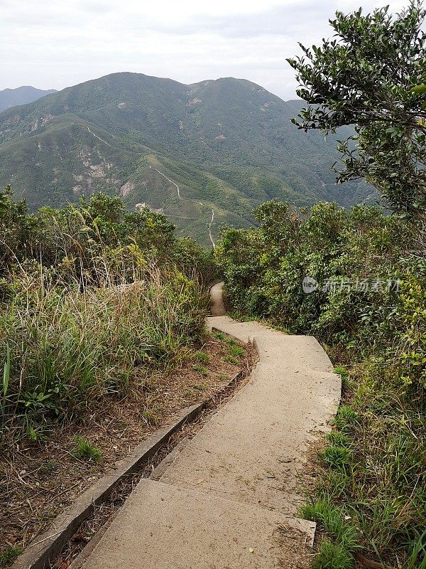 双胞胎徒步旅行，香港岛