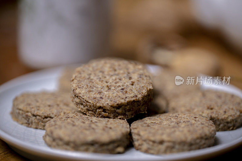 家里烤的全麦饼干