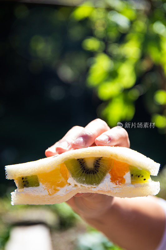 日本便利店的水果三明治