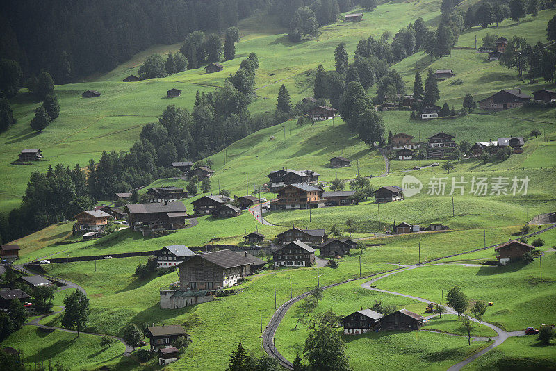 格林德沃，瑞士伯恩阿尔卑斯山脉的一个村庄