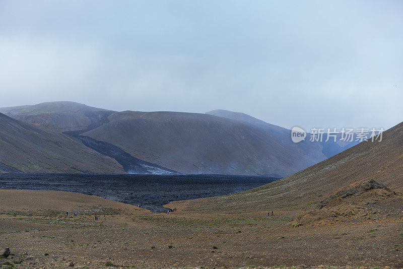 冰岛Fagradalsfjall火山冷却熔岩外壳的细节