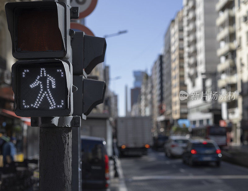 阿根廷布宜诺斯艾利斯行人交通灯