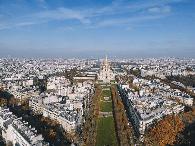 法国荣军院的巴黎第七区鸟瞰图