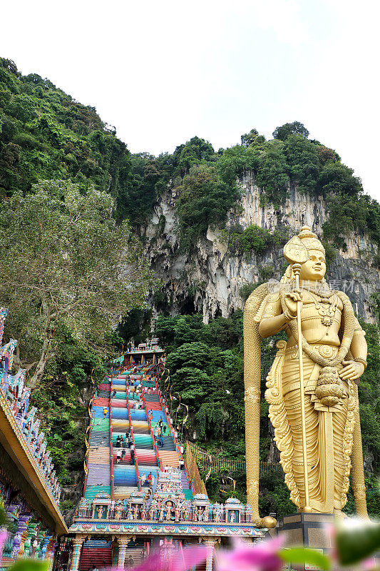 峇都洞，吉隆坡的印度教寺庙外观