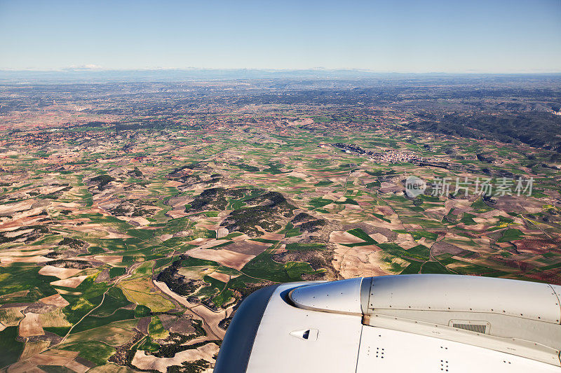 西班牙马德里附近飞机上的鸟瞰图