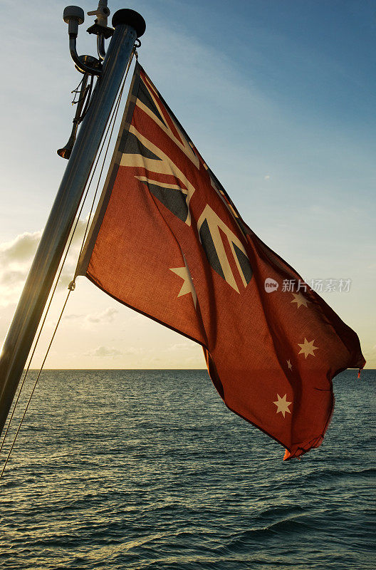 海上悬挂澳大利亚国旗