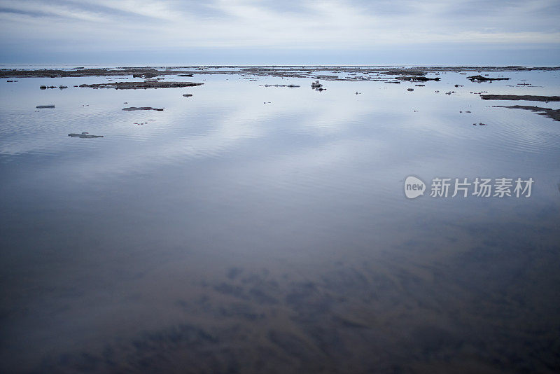 平静的海洋的美丽