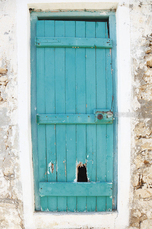 灯塔建筑帕福斯塞浦路斯风化的绿色木门