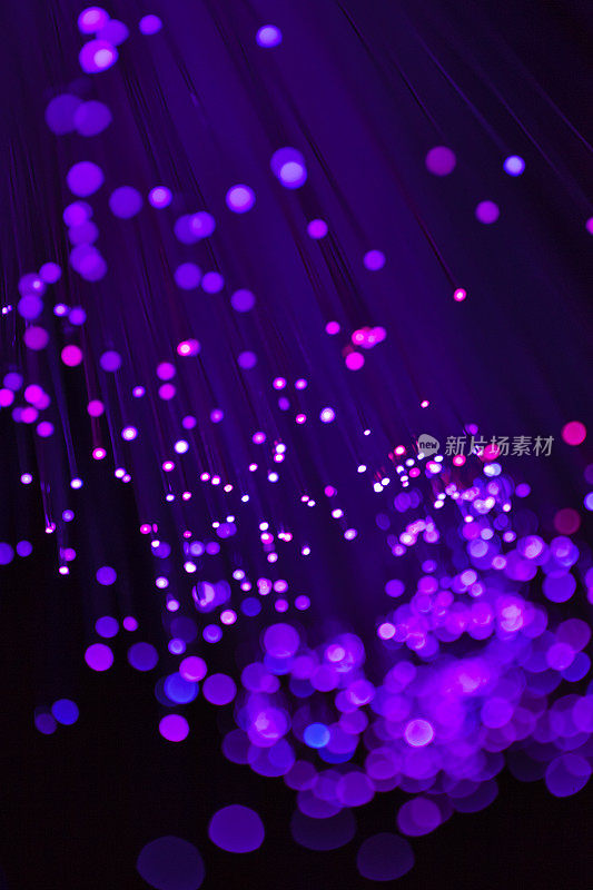 紫色照明光纤电缆背景纹理