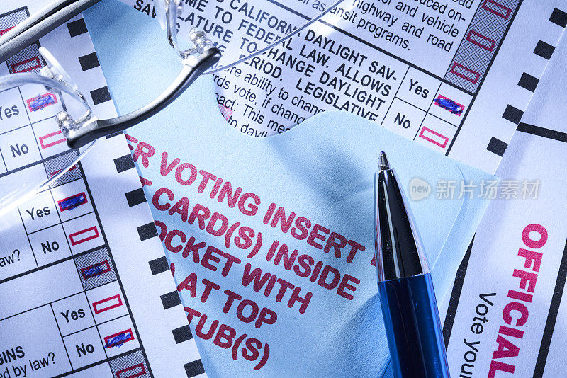 邮寄投票:邮寄候选人和措施的缺席投票