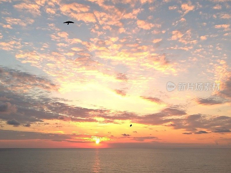 海上日落