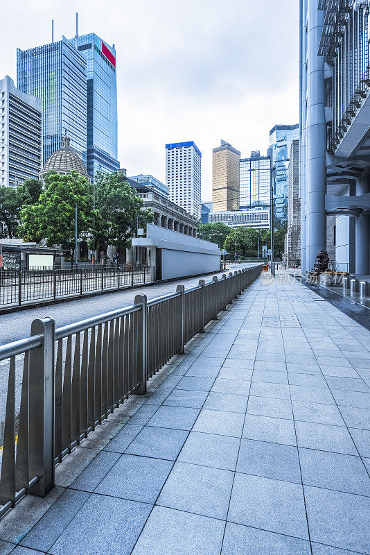 空荡荡的香港街道