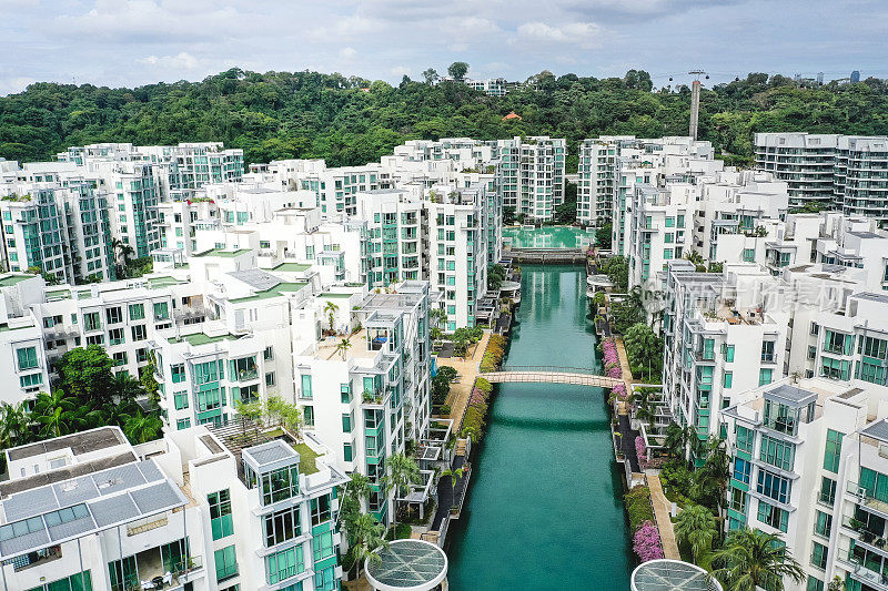 从上面俯瞰新加坡的豪华住宅