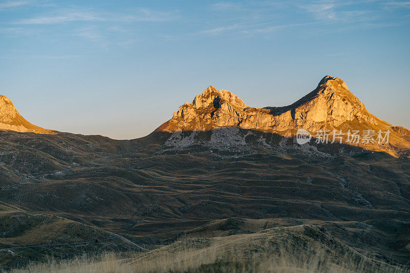 鸟瞰山景