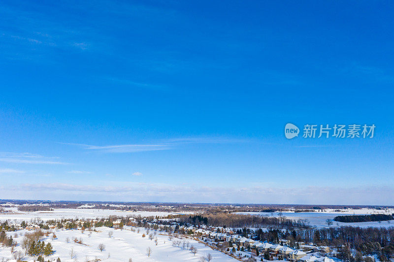 航拍格兰河在康内斯托哥靠近圣雅各布斯村，滑铁卢，加拿大，安大略省