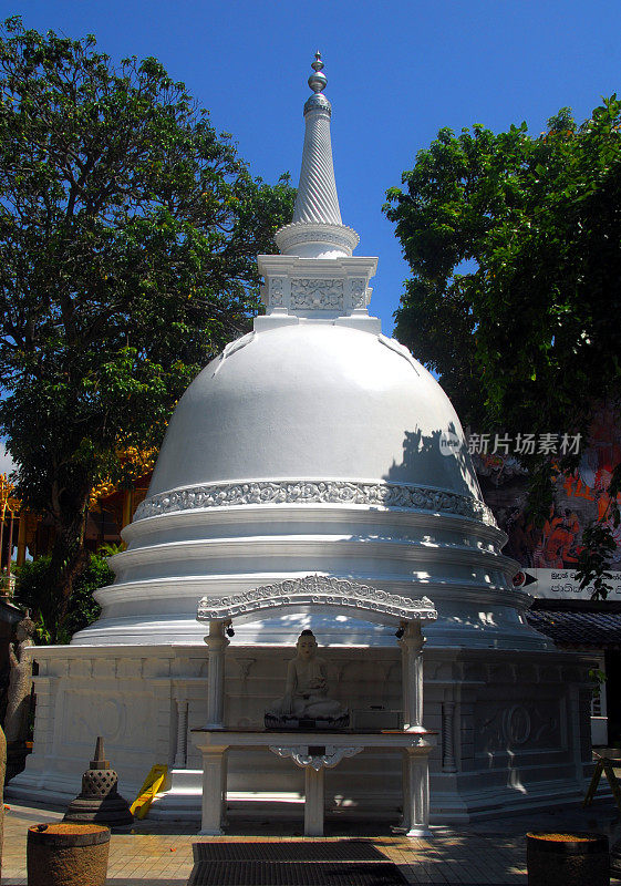 斯里兰卡科伦坡:甘达拉雅寺-白塔