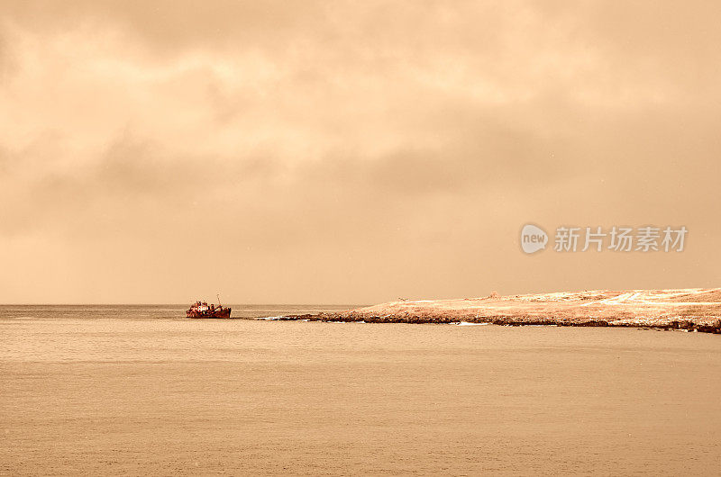 海云，海难海岸