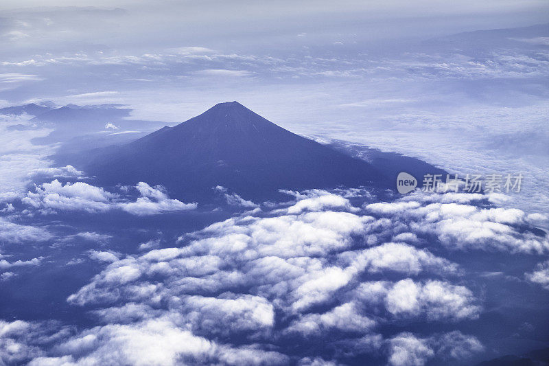 富士山航拍照片