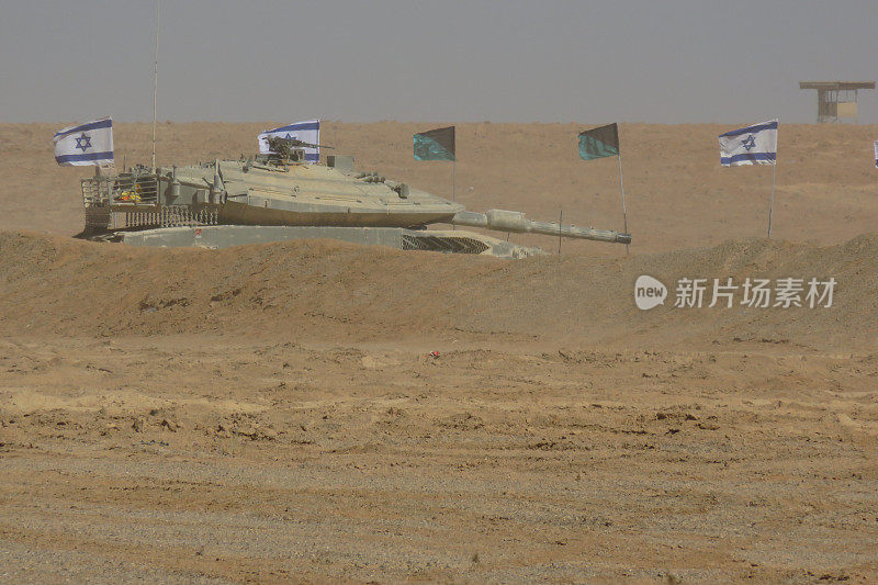 以色列坦克在沙漠里