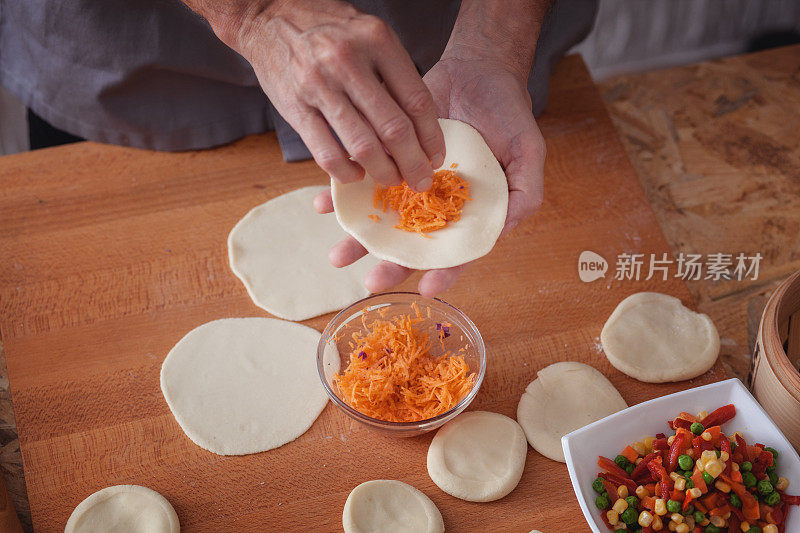 中国饺子的制作工艺