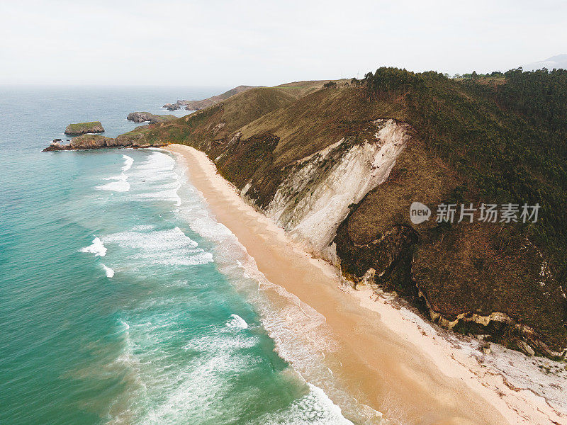 海滩-圣安托林海滩，阿斯图里亚斯，西班牙