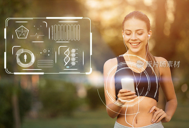 用智能手机上的健身追踪应用与女运动员进行拼贴，并在她户外训练时听音乐