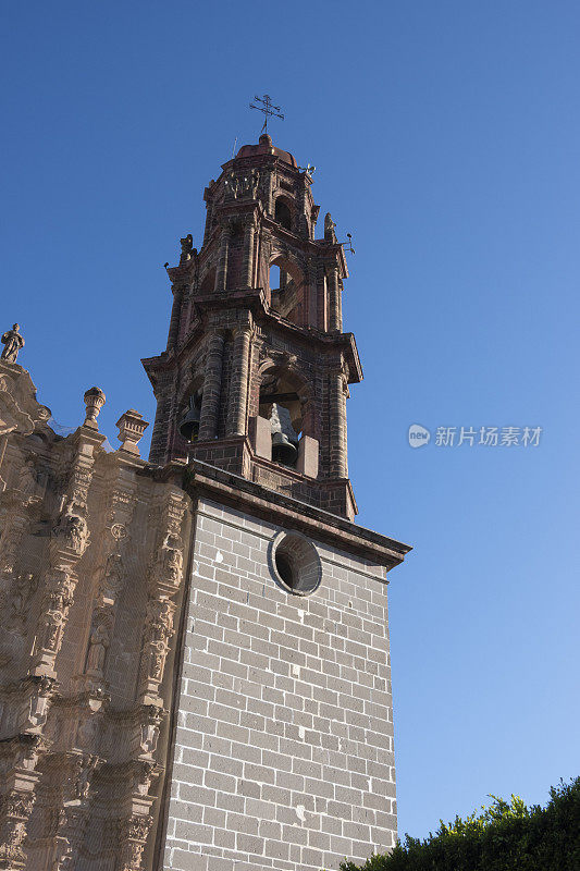 墨西哥圣米格尔德阿连德的旧金山钟楼