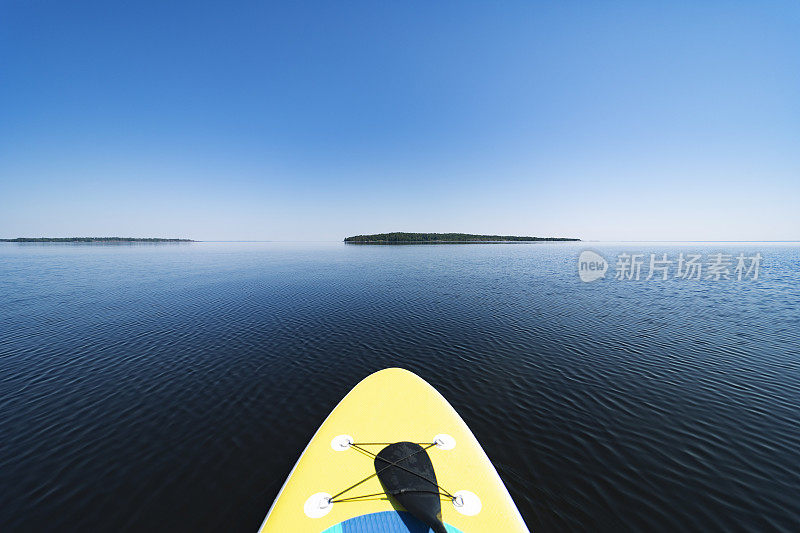 Paddleboarding湖