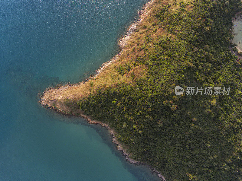 航空照片(无人机图像)的考莱姆亚国家公园，罗勇，泰国。