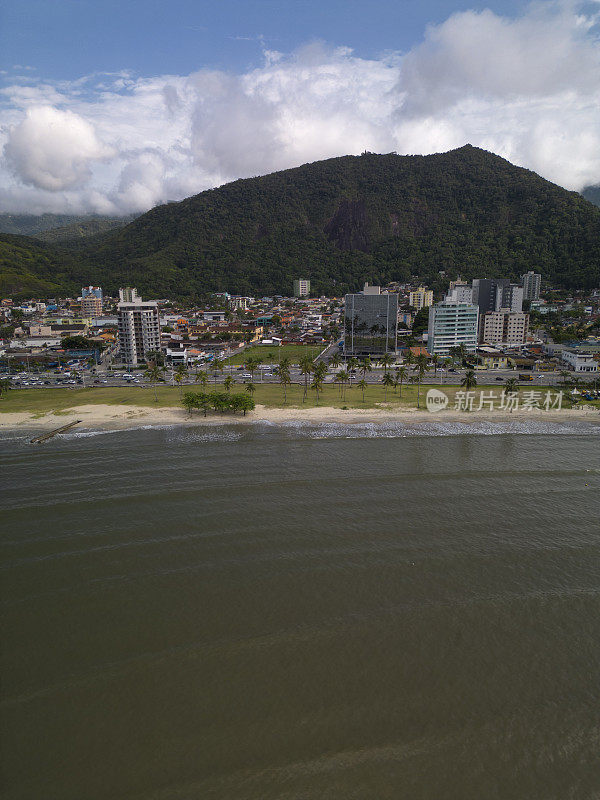 空中鸟瞰城市海景