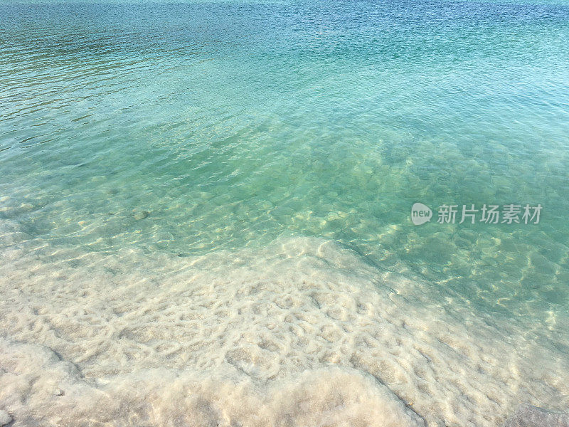 死海海滨滩涂盐