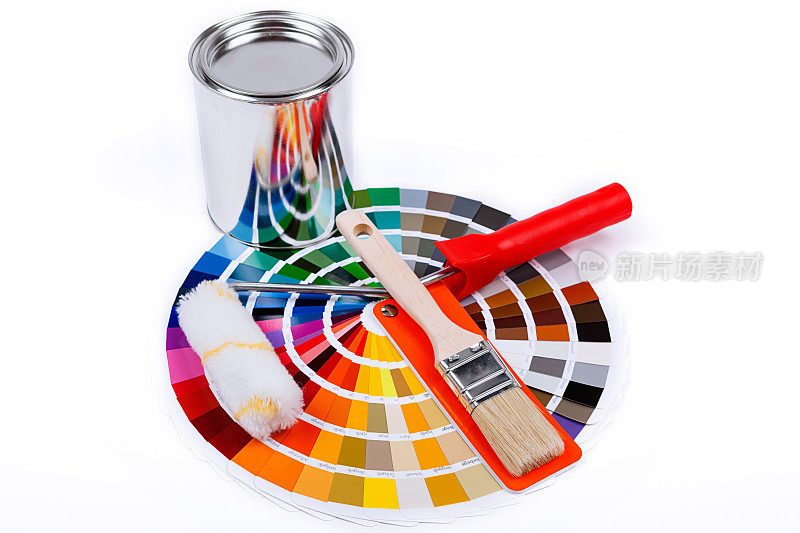 用油漆罐搭配各种颜色