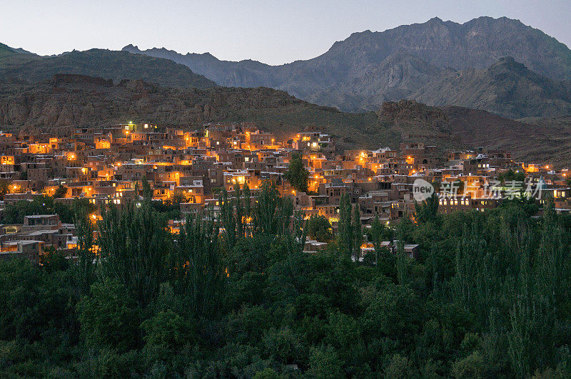 伊朗历史村庄Masuleh夜景
