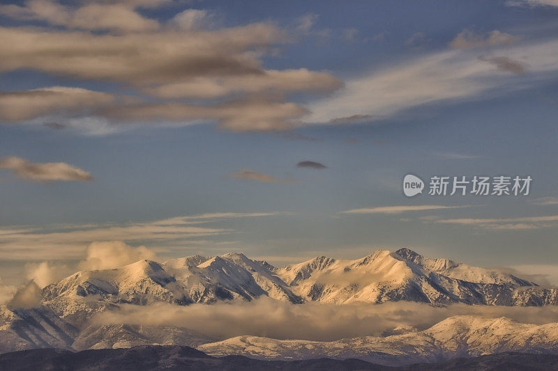 马西夫杜卡尼古蜂巢