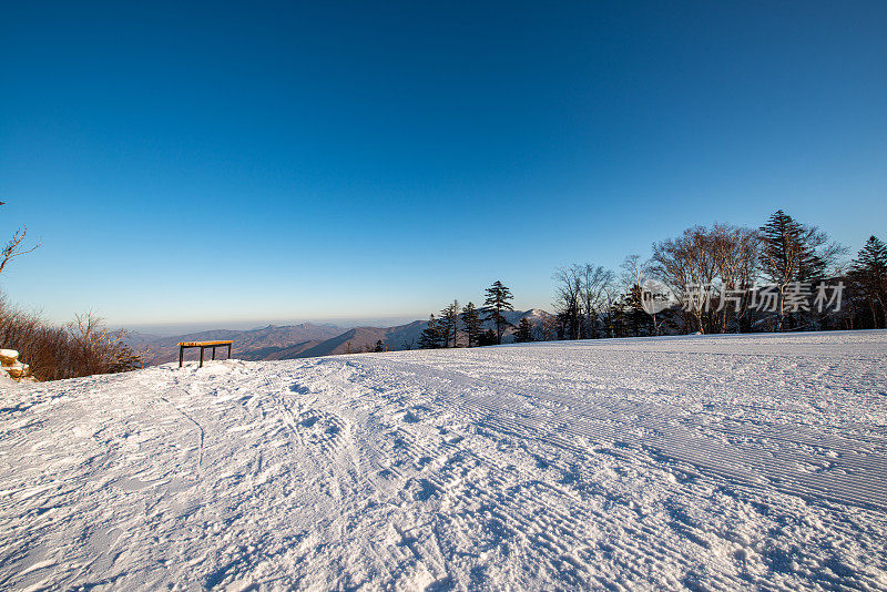 冬季滑雪轨道
