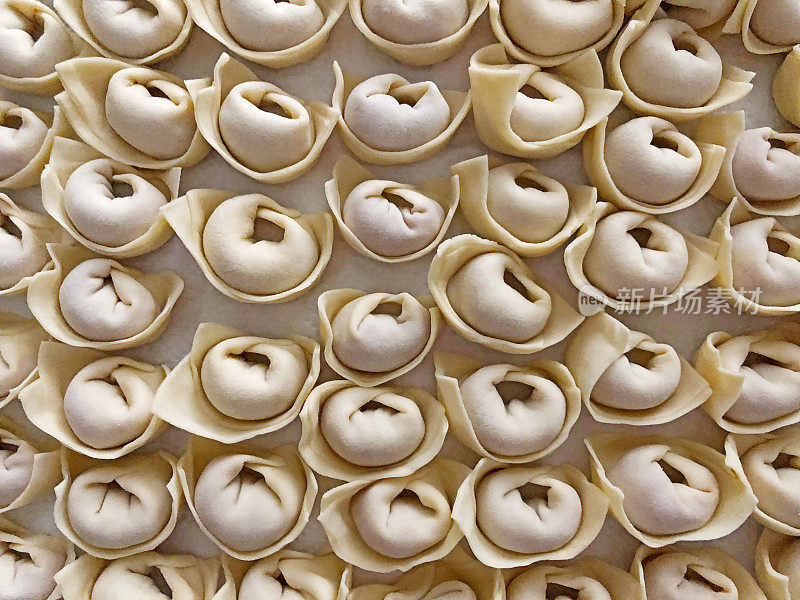 俄罗斯馄饨,Pelmeni