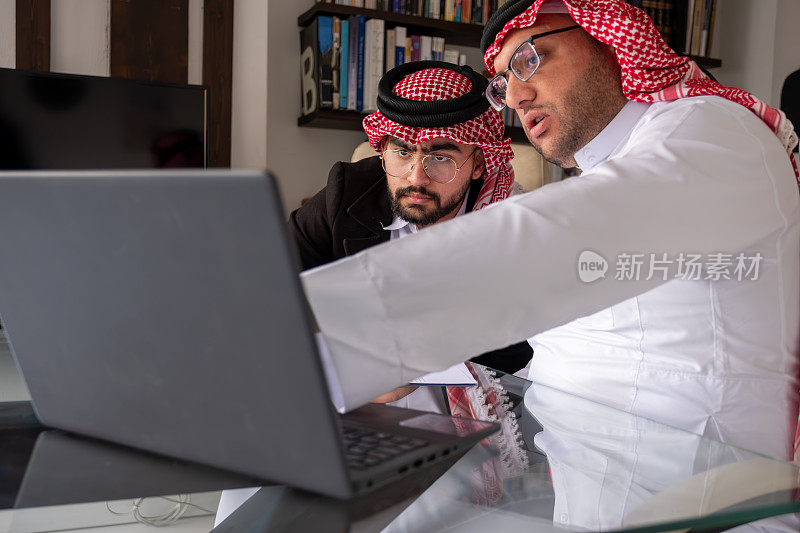 对工作中的每一个细节进行谈判，提高公司员工的效率，是阿拉伯人提升KPI的最佳方式