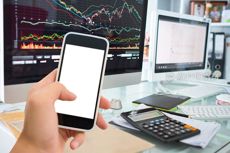 股票市场图表和办公室工作