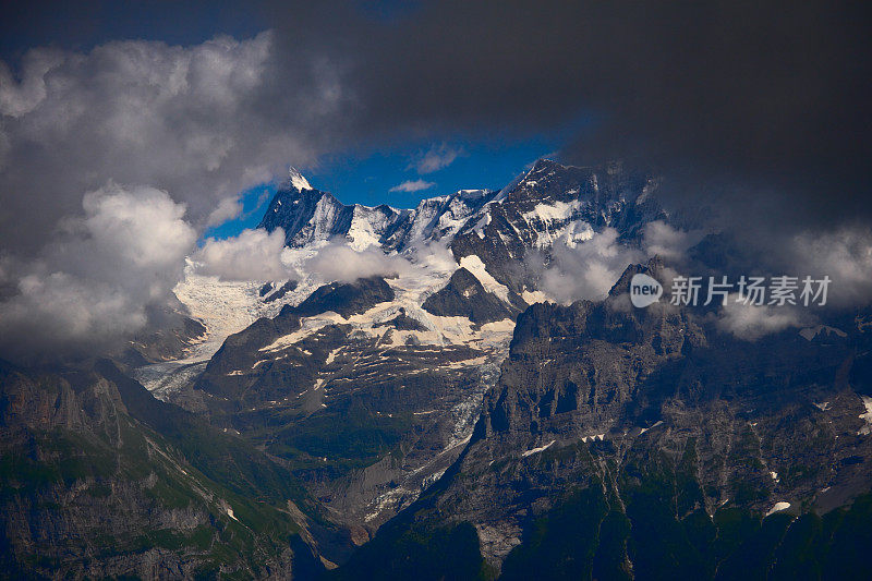 艾格尔峰和Wetterhorn