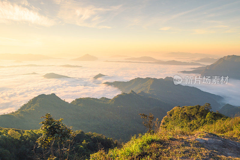 清莱和清迈自然景观，泰国北部日出美景